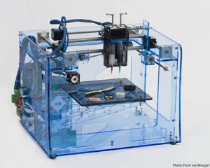 Fab@Home_Model_1_3D_printer from Wikipedia.org