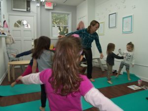 kids yoga and art in Hoboken